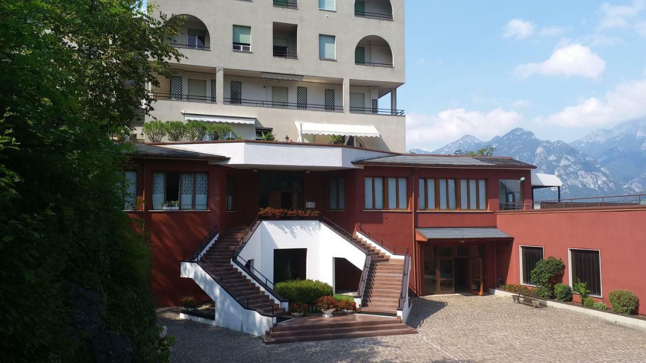 Casa Valbrona ヴァルブローナ エクステリア 写真