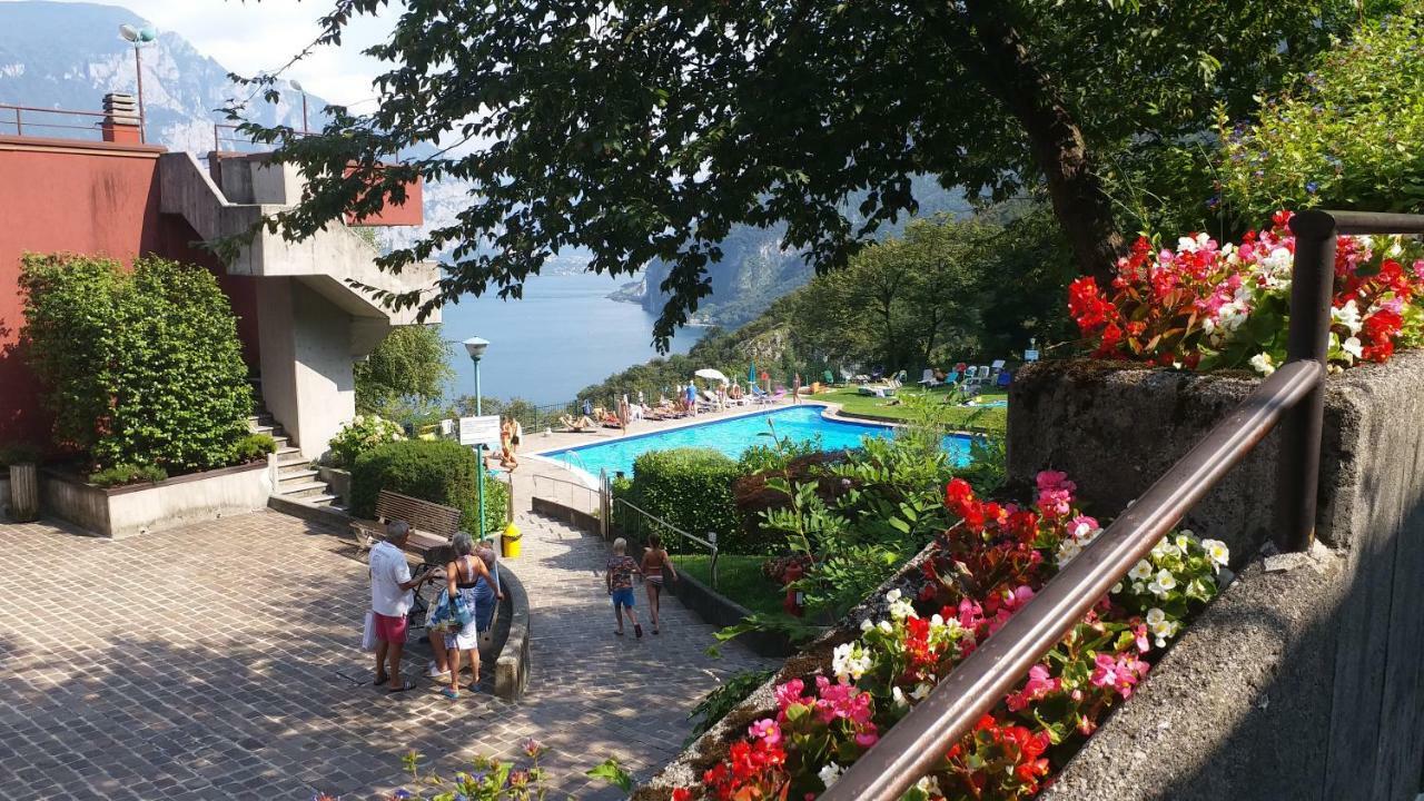 Casa Valbrona ヴァルブローナ エクステリア 写真